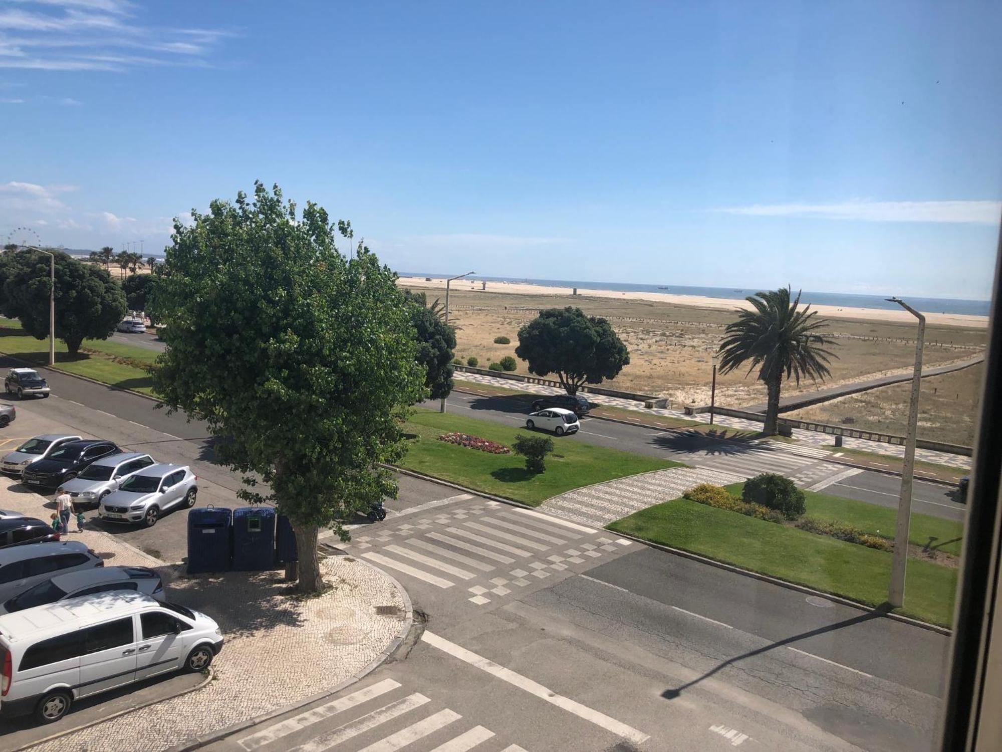Casa Da Praia Com Tres Quartos - Figueira Foz Figueira da Foz Exterior photo